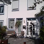 Haus Sandra 1 Mit Box -bett, Sued-balkon