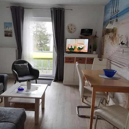 Haus Sandra 1 Mit Box -bett, Sued-balkon Apartament